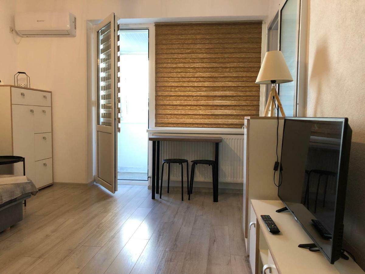 Cozy Place 47-Self check in&out Piteşti Exterior foto